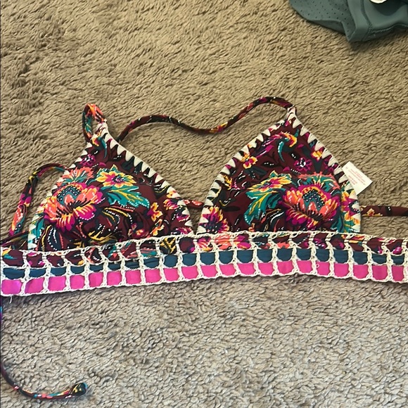 Xhilaration Burgundy Boho Floral Print Bikini Top - Picture 4 of 4
